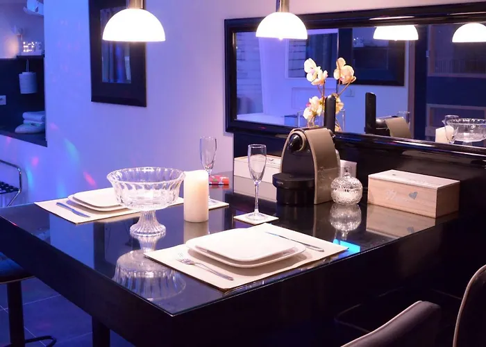 Апартаменти Appart' Et Sauna Privatif Au Coeur De Бон